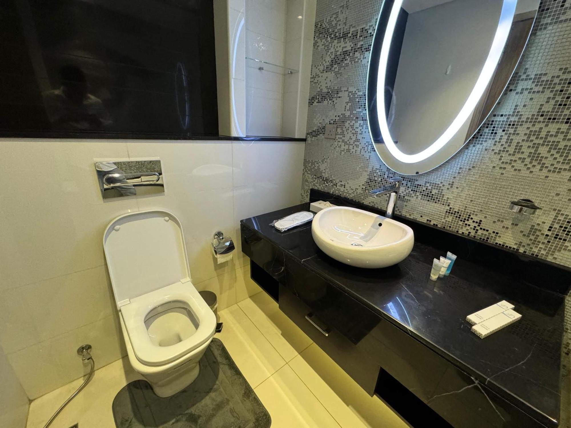 Damac Towers Olaya By Selsal فندق 4*